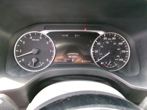 Used 2023 Nissan Rogue SV FWD image 14