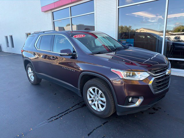 Used 2019 Chevrolet Traverse LT FWD image 2