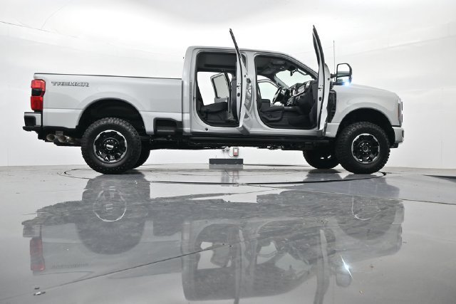 New 2026 Ford F350 Lariat w/ Tremor Off-Road Package AWD/4WD image 56