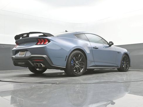 Used 2024 Ford Mustang GT Premium RWD image 36