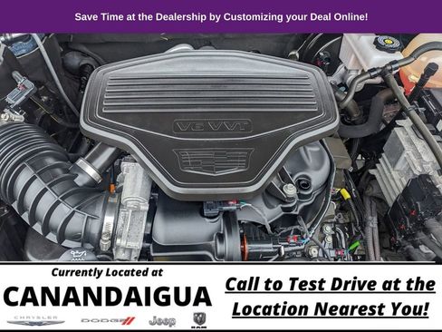 Used 2022 Cadillac XT6 Premium Luxury w/ Technology Package image 9