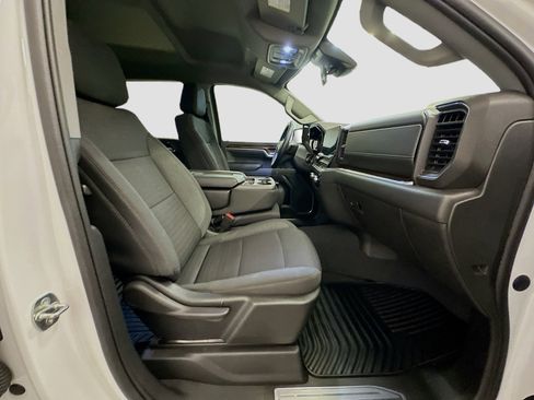 Used 2023 GMC Sierra 1500 Elevation image 32