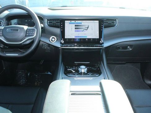New 2026 Jeep Grand Wagoneer Limited image 5