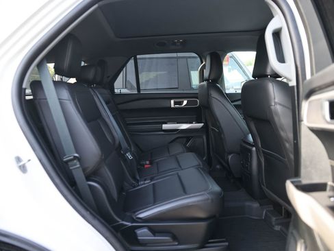 Certified 2024 Ford Explorer XLT w/ Equipment Group 202A AWD/4WD image 13