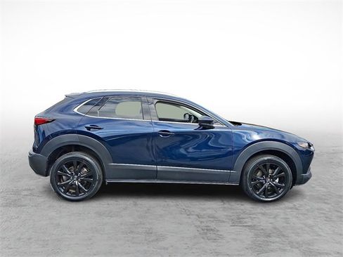Used 2022 MAZDA CX-30 2.5 Turbo w/ Premium Plus Pkg image 7