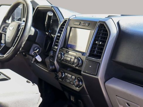 Used 2019 Ford F150 XLT w/ Trailer Tow Package image 35