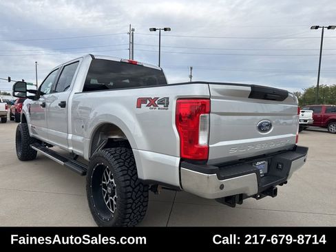 Used 2017 Ford F250 XLT w/ XLT Value Package image 16