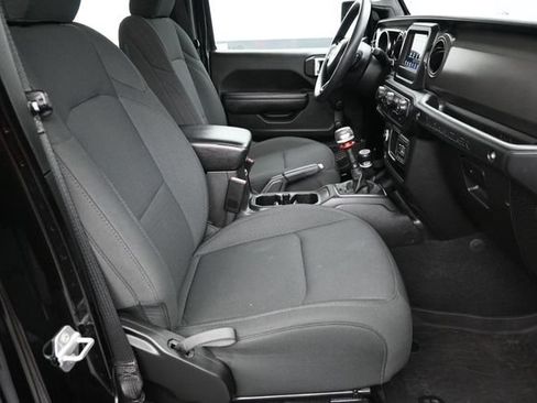 Used 2022 Jeep Wrangler Unlimited Sport AWD/4WD image 12