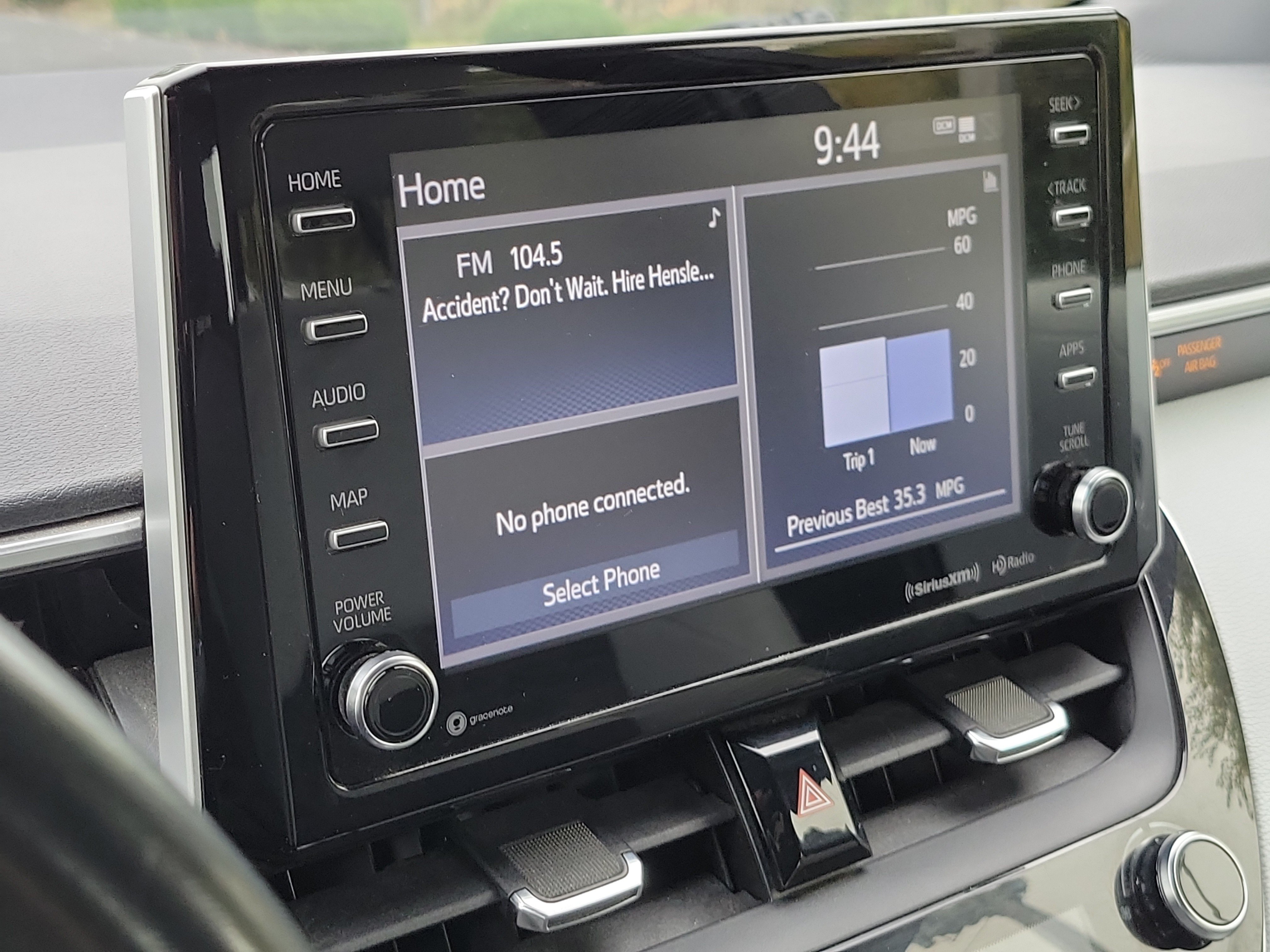 Used 2022 Toyota Corolla SE w/ SE Preferred Package FWD image 27