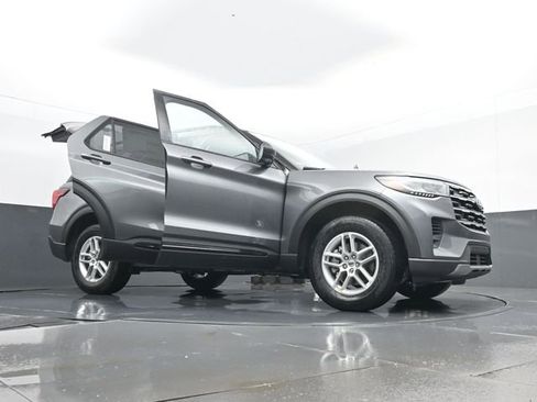 New 2026 Ford Explorer Active image 33