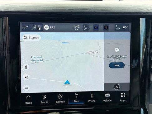 Used 2023 RAM 1500 Laramie image 32