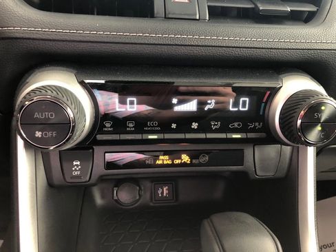 Used 2025 Toyota RAV4 LE image 14