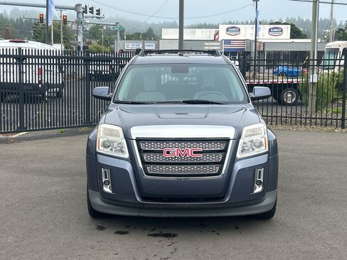 Used 2013 GMC Terrain SLT FWD image 2