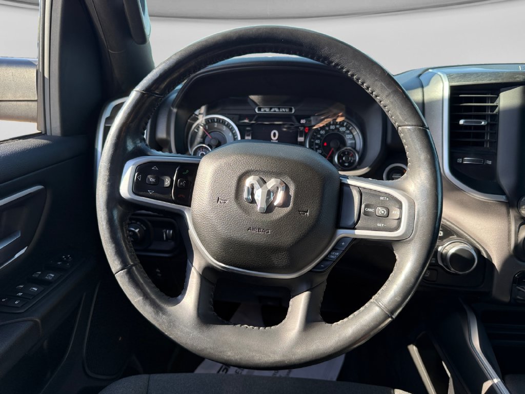 Used 2021 RAM 1500 Big Horn AWD/4WD image 4