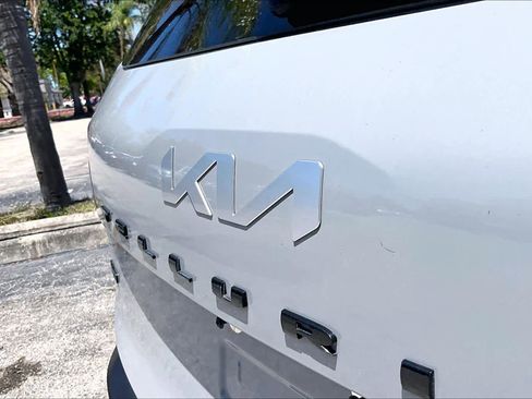 Used 2022 Kia Telluride EX w/ EX Premium Package image 31