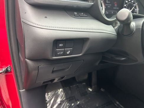 Used 2020 Toyota Highlander Limited AWD/4WD image 20