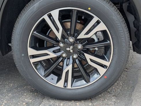 New 2026 Mitsubishi Eclipse Cross SE AWD/4WD image 3