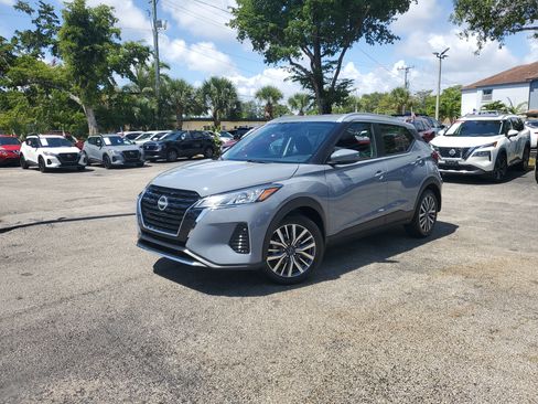 Certified 2024 Nissan Kicks SV image 31