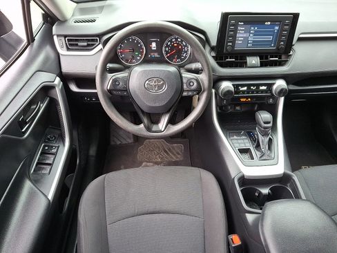 Used 2019 Toyota RAV4 LE w/ Carpet Mat Package image 12