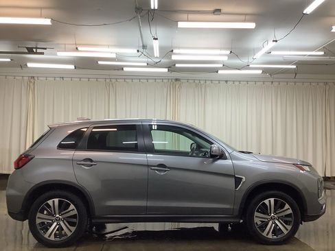 Used 2024 Mitsubishi Outlander Sport AWD image 5