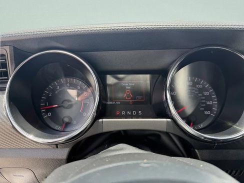 Used 2017 Ford Mustang Coupe RWD image 31