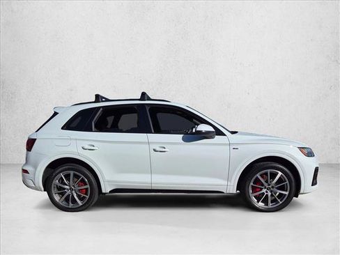 Used 2024 Audi Q5 e Premium Plus w/ Premium Plus Package AWD/4WD image 4