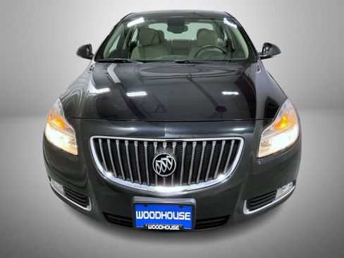 Used 2012 Buick Regal Premium image 2