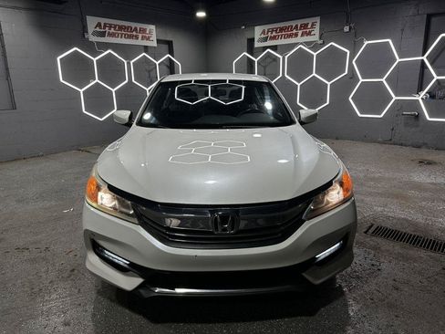 Used 2016 Honda Accord Sport image 9