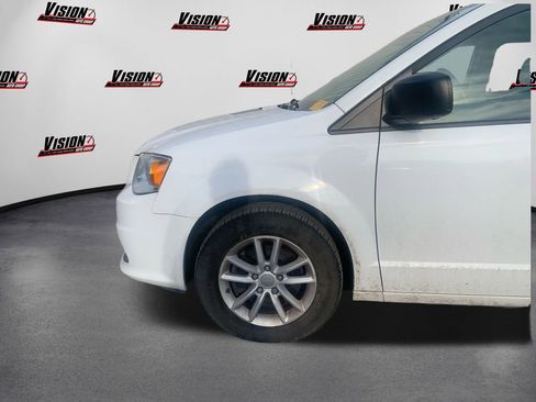 Used 2019 Dodge Grand Caravan SXT w/ Quick Order Package 29G SXT image 12