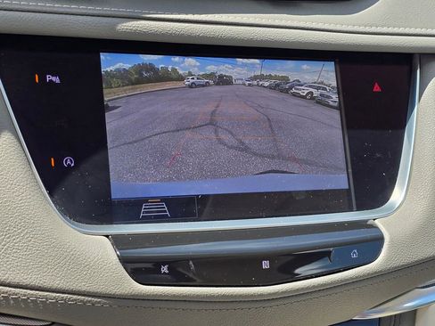 Used 2020 Cadillac XT5 Premium Luxury AWD/4WD image 5