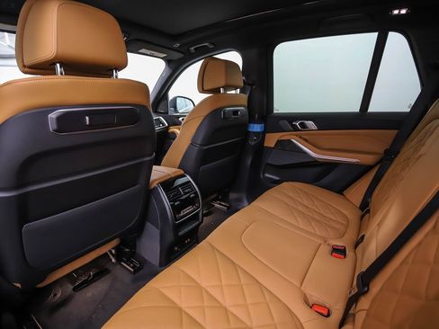 New 2026 BMW X5 xDrive50e image 21