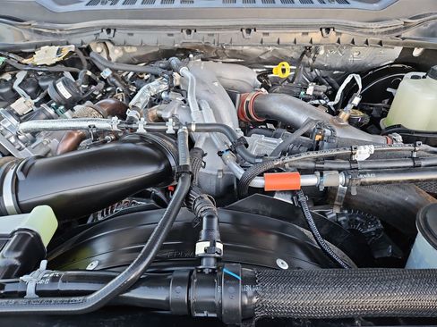 Used 2025 Ford F350 Platinum image 36