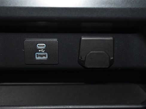 Used 2022 Ford F150 XLT w/ Equipment Group 301A Mid image 19