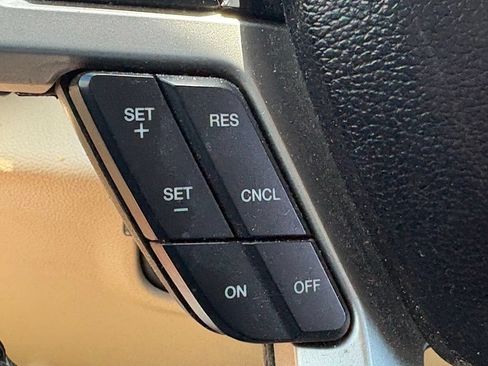 Used 2017 Ford F150 Lariat w/ FX4 Off-Road Package AWD/4WD image 16