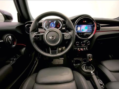 Certified 2023 MINI Cooper S image 4