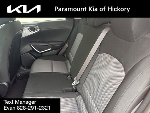 Used 2022 Kia Soul LX FWD image 13