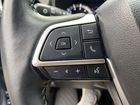 Used 2023 Toyota Highlander LE image 31