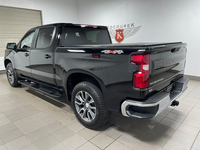 Used 2024 Chevrolet Silverado 1500 LT AWD/4WD image 4