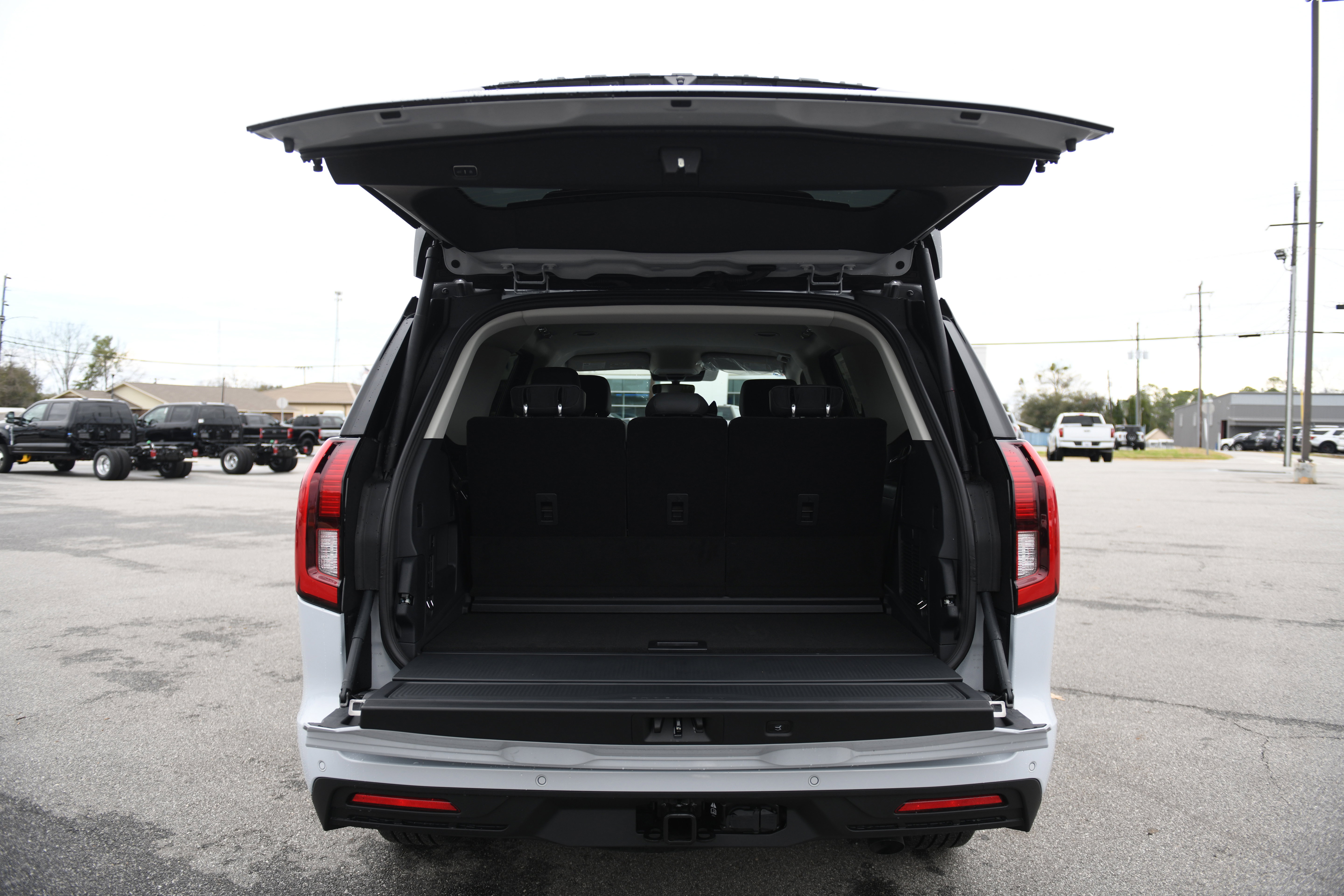 New 2026 Ford Expedition Active RWD image 14