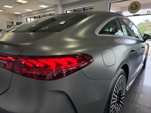 Used 2023 Mercedes-Benz EQS 450+ 450+ - NEW $112,360.00 w/ AMG Line Exterior Package image 4