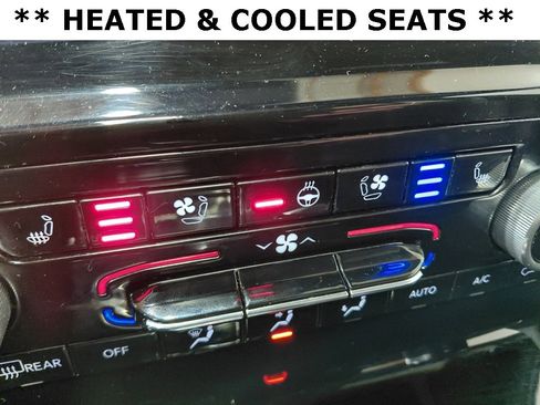 Used 2022 Jeep Grand Cherokee L Overland w/ Luxury Tech Group IV image 9