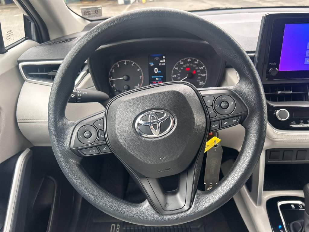 Used 2024 Toyota Corolla Cross L AWD/4WD image 14