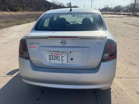 Used 2010 Nissan Sentra 2.0 SR w/ Convenience Pkg image 8