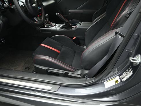 Used 2024 Subaru BRZ Limited RWD image 7