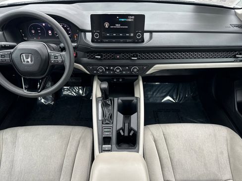 Used 2023 Honda Accord EX image 13