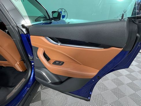 Used 2022 Maserati Levante GT image 27