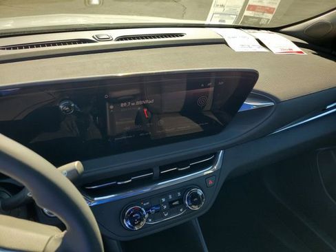 New 2026 Buick Envista Sport Touring w/ Convenience I Package FWD image 28