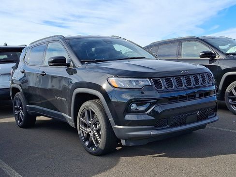 New 2026 Jeep Compass Limited AWD/4WD image 1