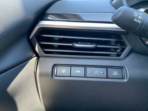 New 2026 Nissan Altima 2.5 SR w/ SR Premium Package FWD image 15