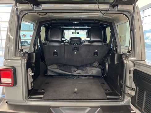 Certified 2021 Jeep Wrangler Unlimited Rubicon image 10